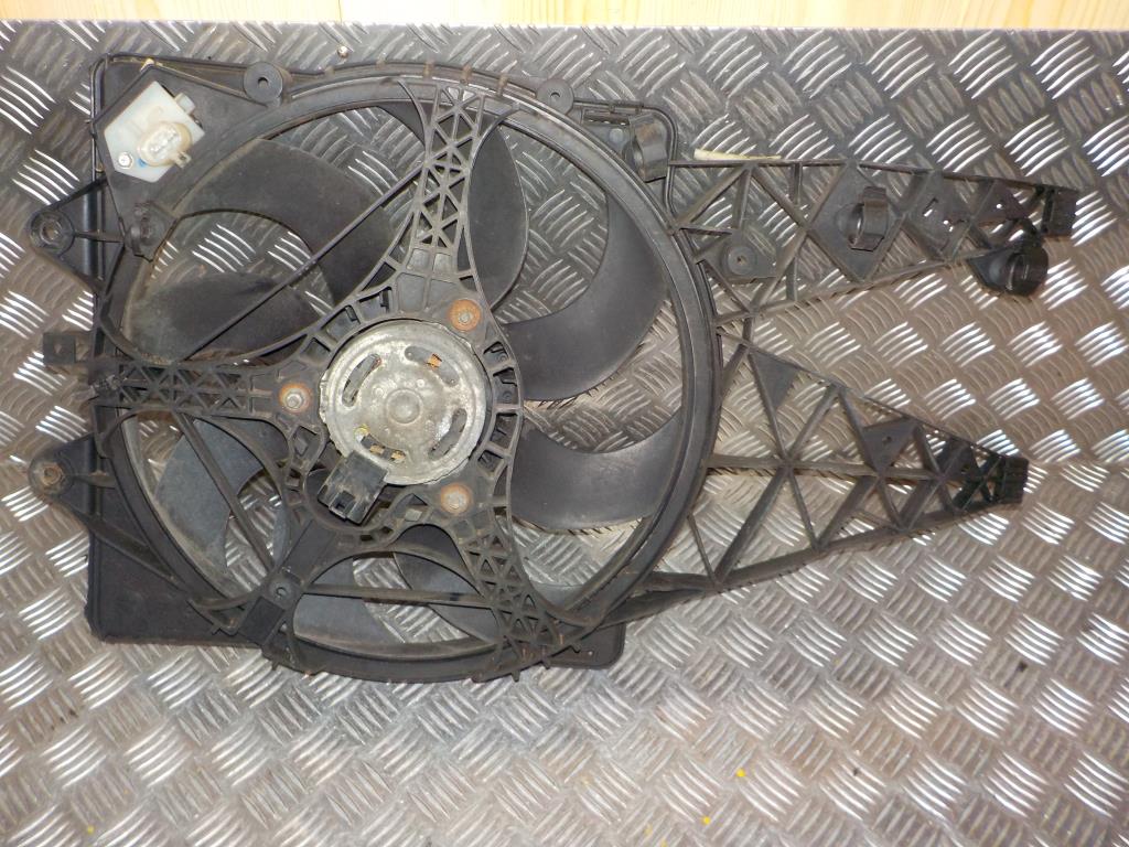 Alfa Romeo Mito Kølerblæser El Med OEM Nr. 00518373680 Fra Alfa Romeo Ophugger