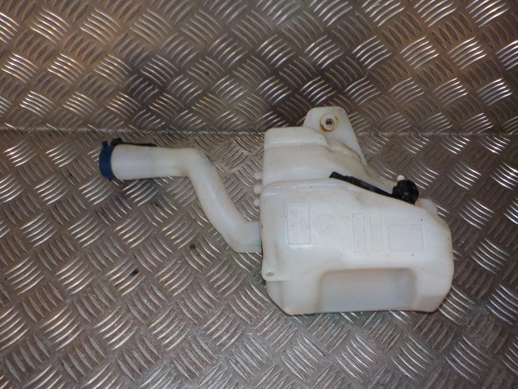 Alfa Romeo Mito Sprinkler M/Motor Med OEM Nr. 55702892 Fra Alfa Romeo Ophugger
