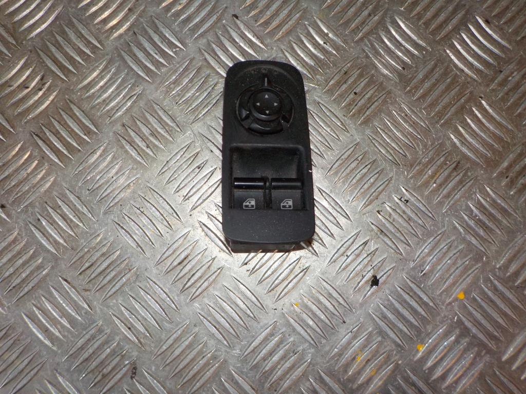 Alfa Romeo Alfa Mito Kontakt Rudehejs Med OEM Nr. 30170304 Fra Alfa Romeo Ophugger