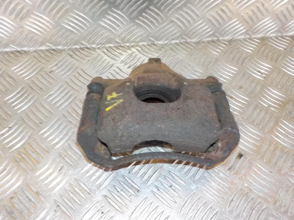 Toyota Aygo Bremsekaliber VF Med OEM Nr. 477500H010	 Fra Toyota Ophugger