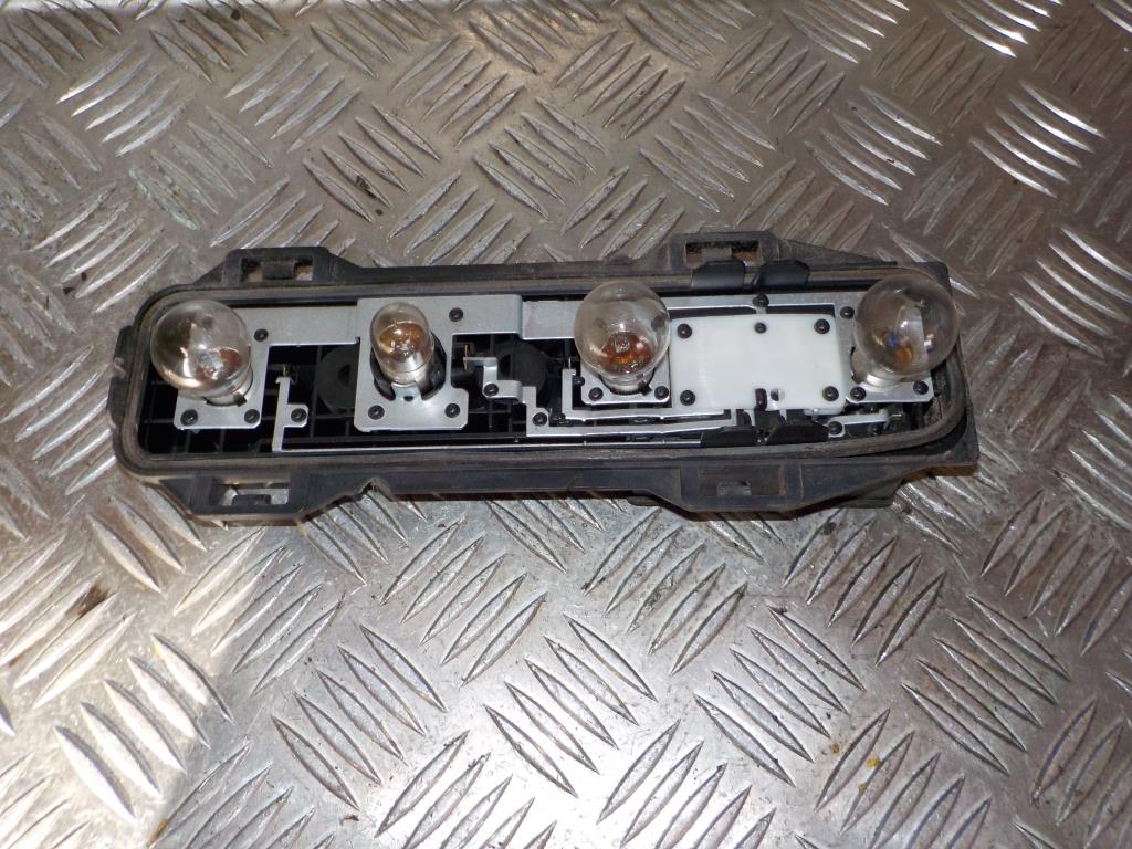 Peugeot 307 Baglygte Med OEM Nr. 6351Q6 Fra Peugeot Ophugger