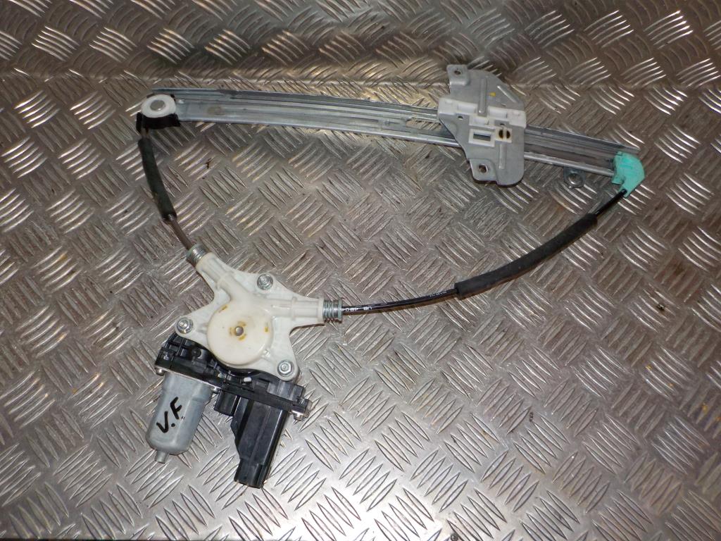 Kia Rio UB Rudemotor - Rudehejs Med OEM Nr. 824011W020 Fra Kia Ophugger