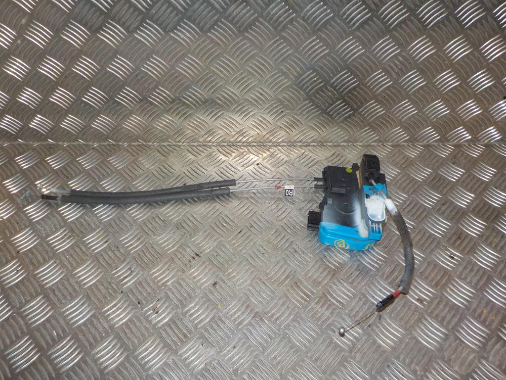 Hyundai Veloster Dørlås Med OEM Nr. 813202V000 Fra Hyundai Ophugger