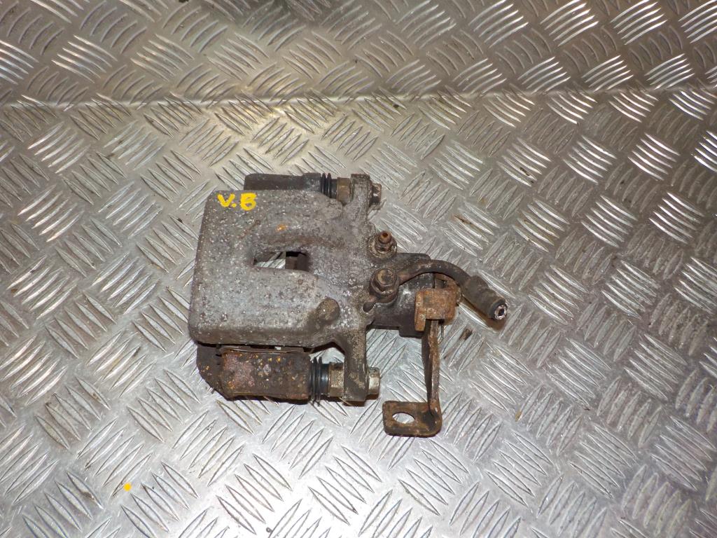 Hyundai Veloster Bremsekaliber VB Med OEM Nr. 583002V500 Fra Hyundai Ophugger