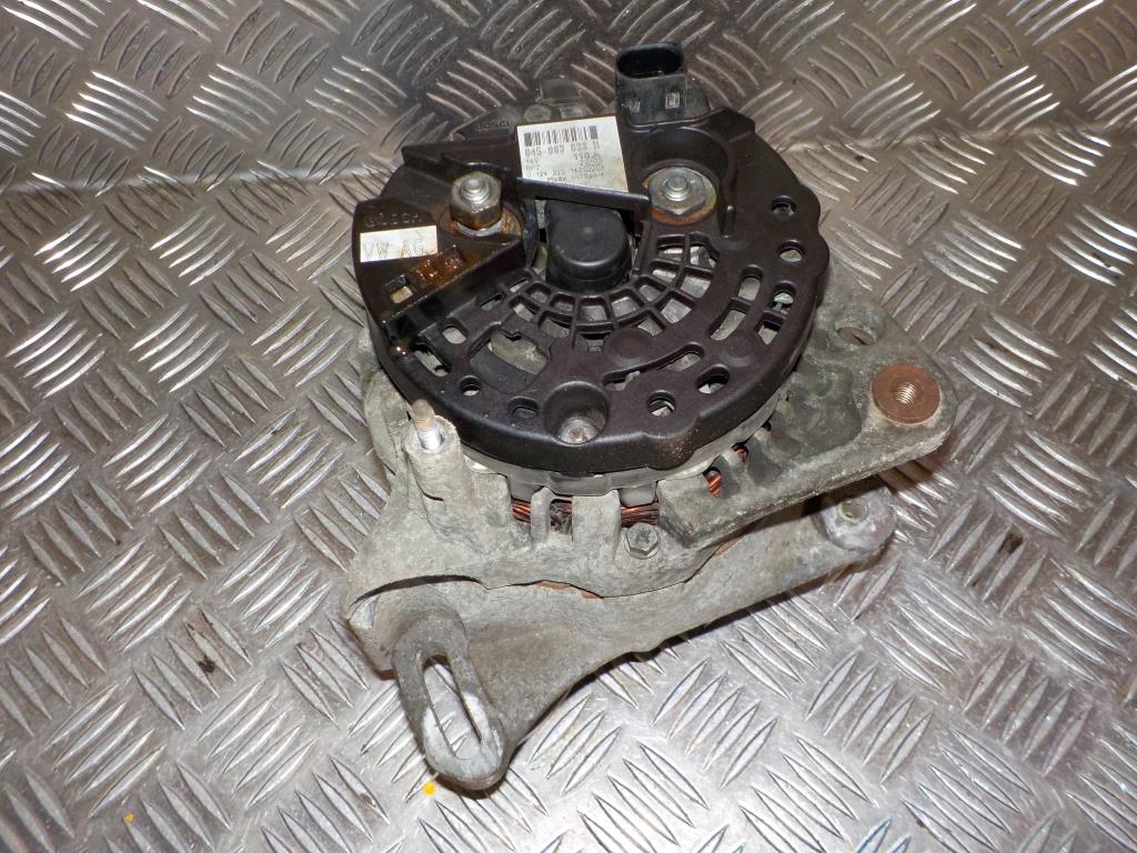 VW Polo 9N Generator Med OEM Nr. 045903023H Fra VW Ophugger