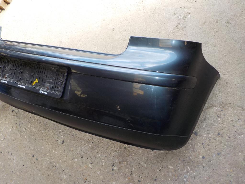 VW Polo 9N Bagkofanger Med OEM Nr. 6Q6807417 Fra VW Ophugger