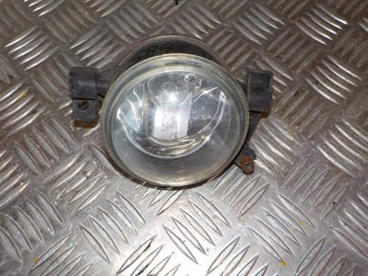 Ford Focus Tågelygte For Med OEM Nr. 1481007 Fra Ford Ophugger