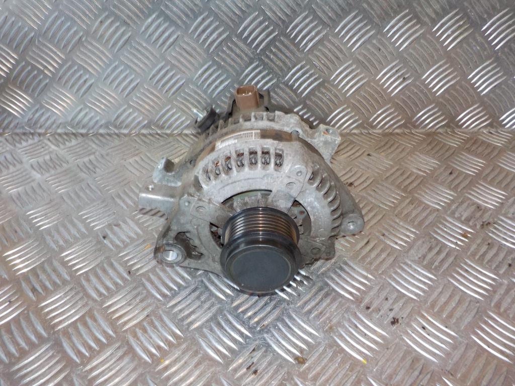 Toyota Yaris Generator Med OEM Nr. 270600Y040 Fra Toyota Ophugger