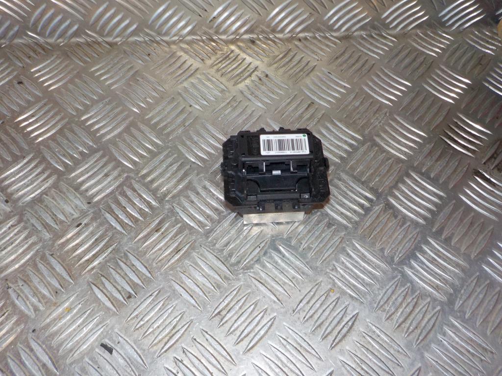 Peugeot 208 Varmemodstand Med OEM Nr. 6441AF Fra Peugeot Ophugger