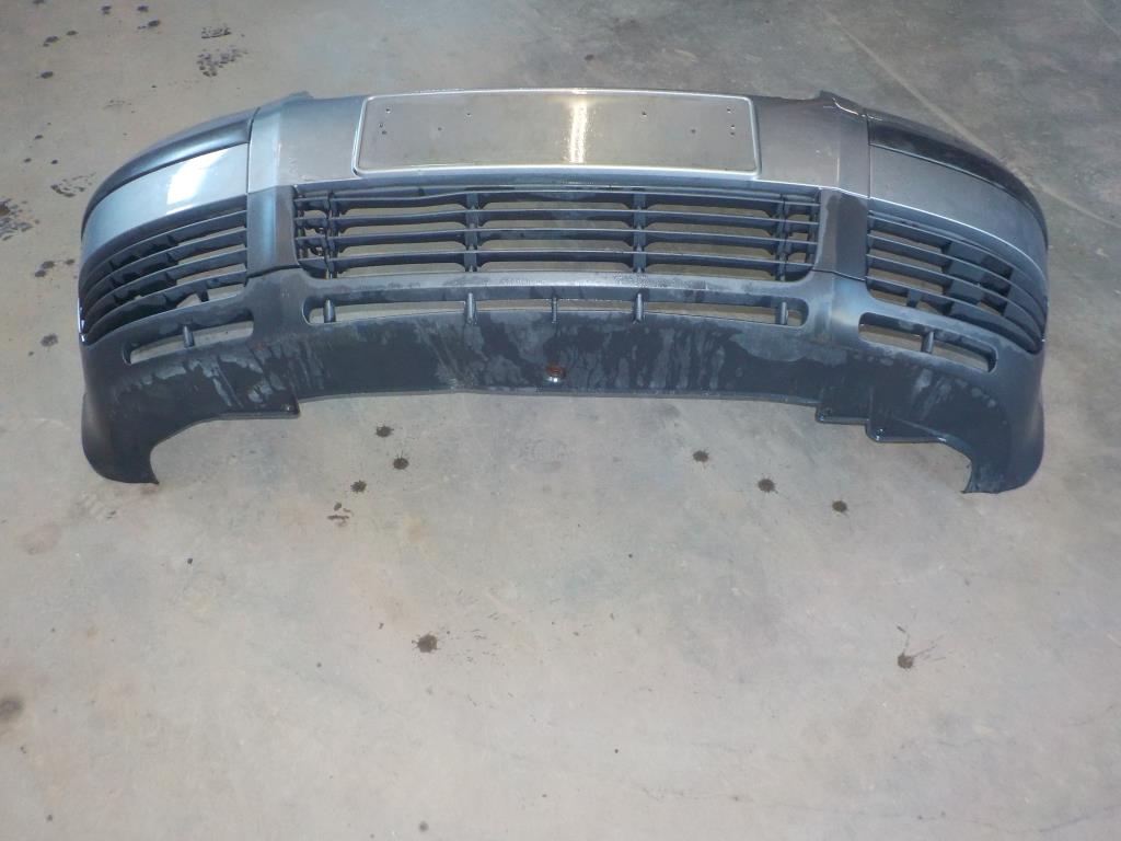 VW Passat 3B Forkofanger Med OEM Nr. 3B0807217K Fra VW Ophugger