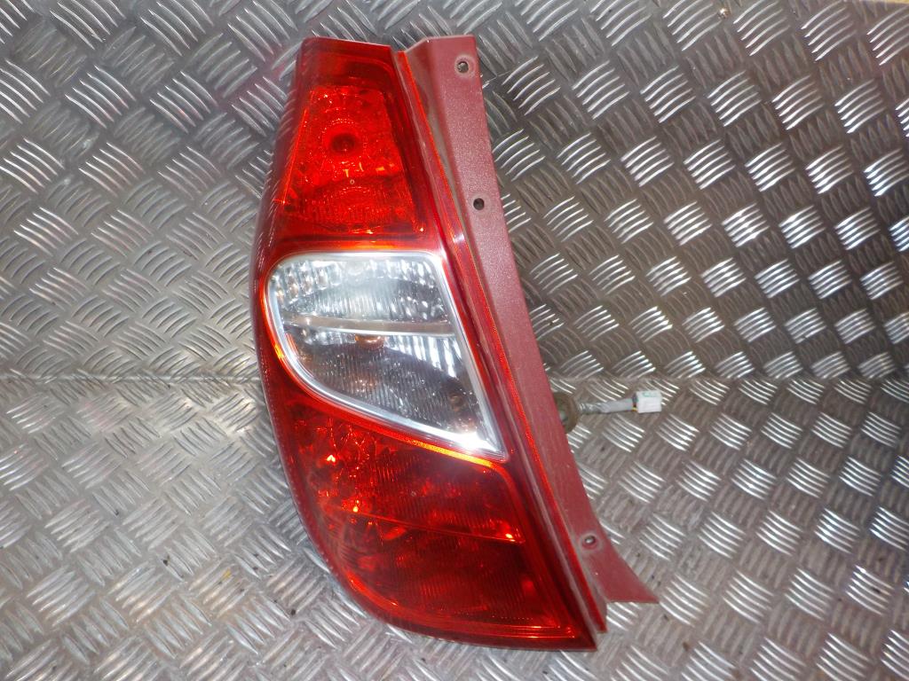 Hyundai I10 Baglygte Med OEM Nr. 924010X110 Fra Hyundai Ophugger
