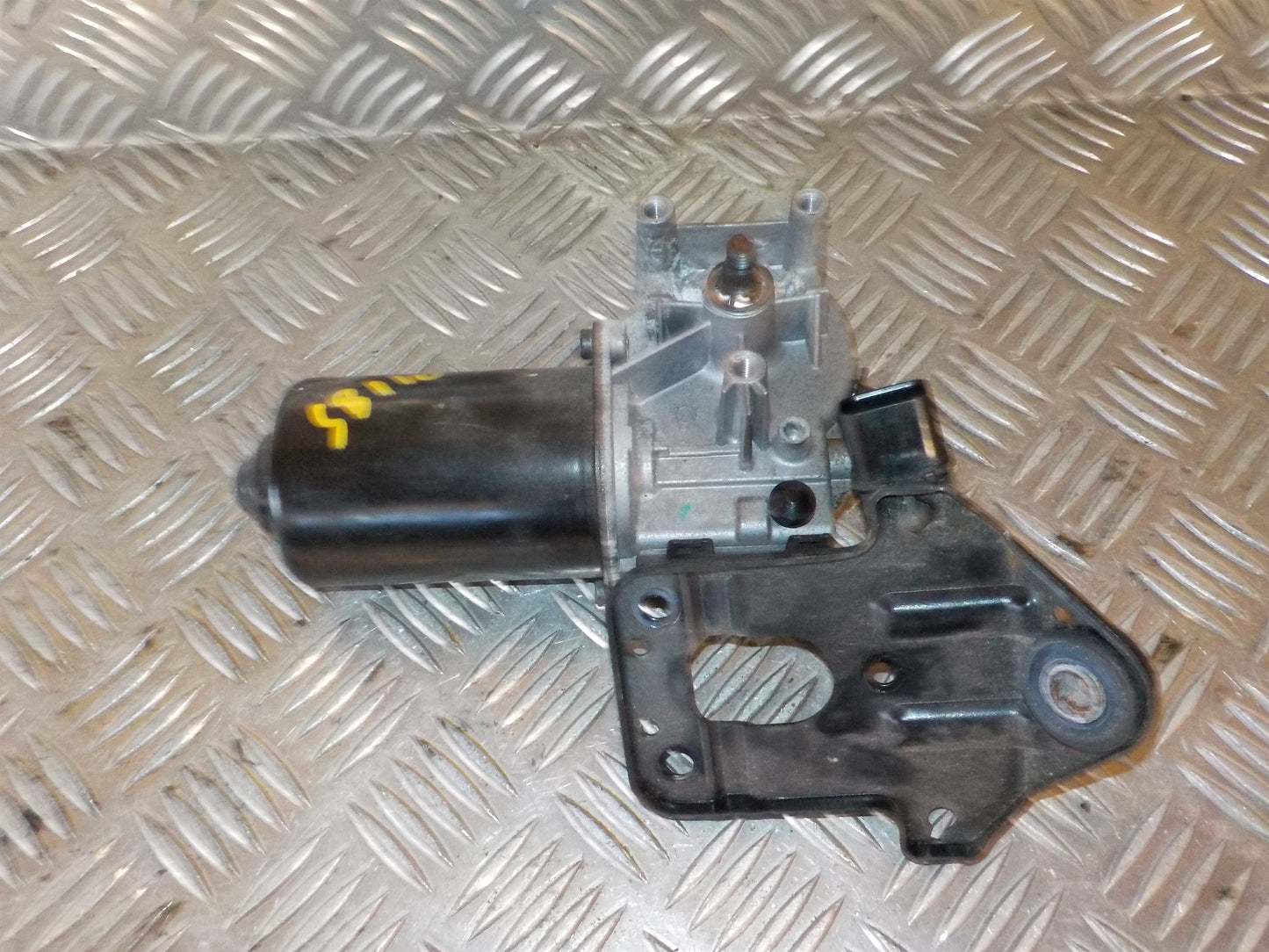 Hyundai I10 Viskermotor Med OEM Nr. 981100X000 Fra Hyundai Ophugger