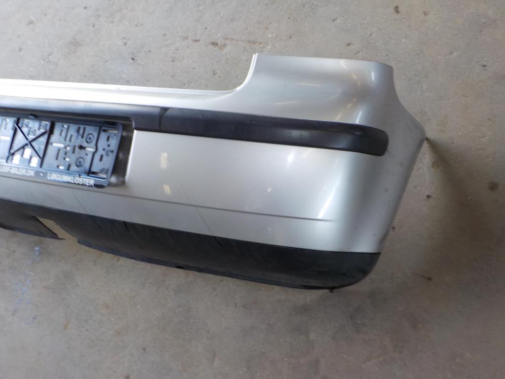 VW Polo 9N Bagkofanger Med OEM Nr. 6Q6807417 Fra VW Ophugger
