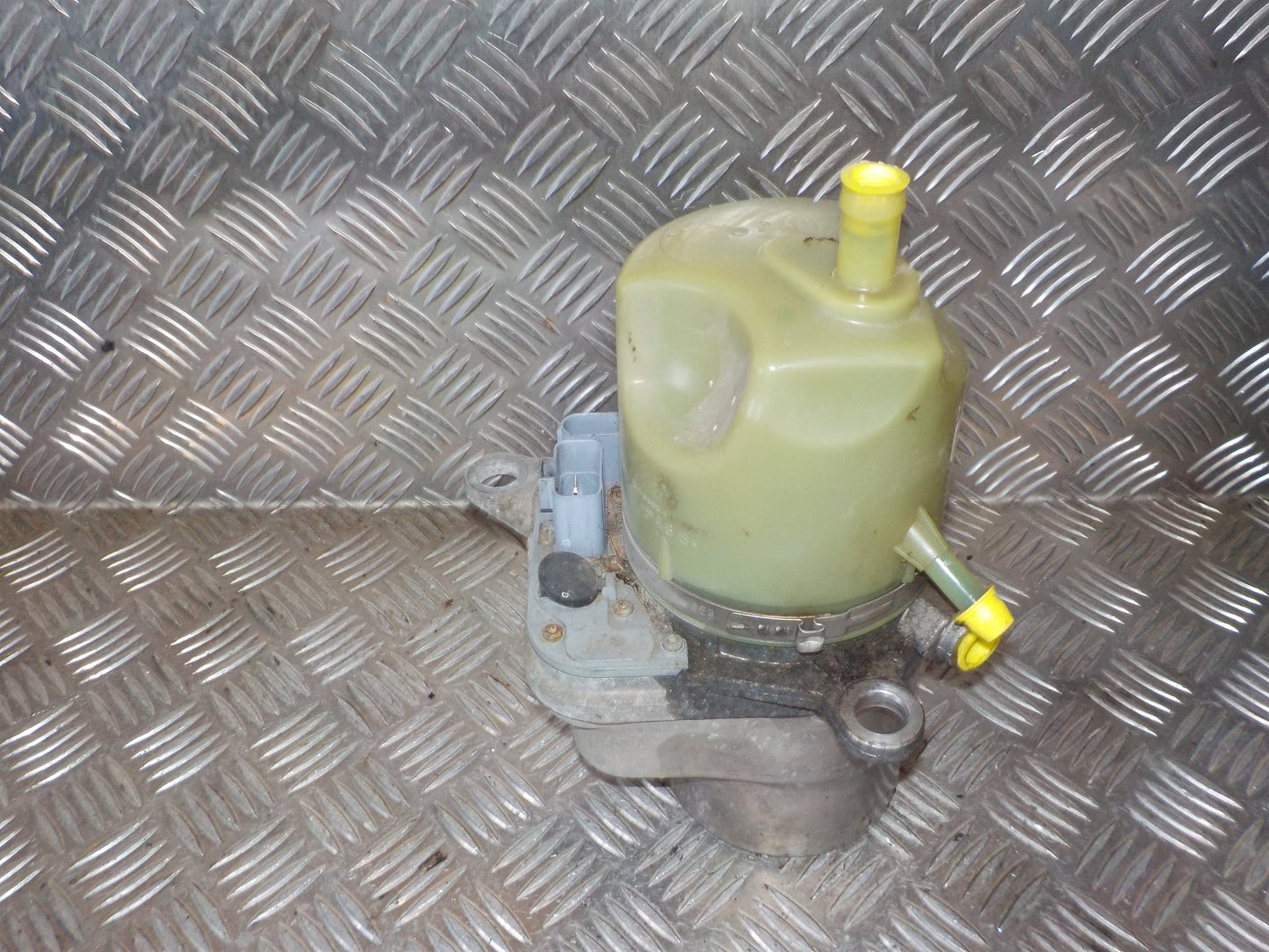 Volvo S40/V50 Servopumpe Med OEM Nr. 36050678 Fra Volvo Ophugger