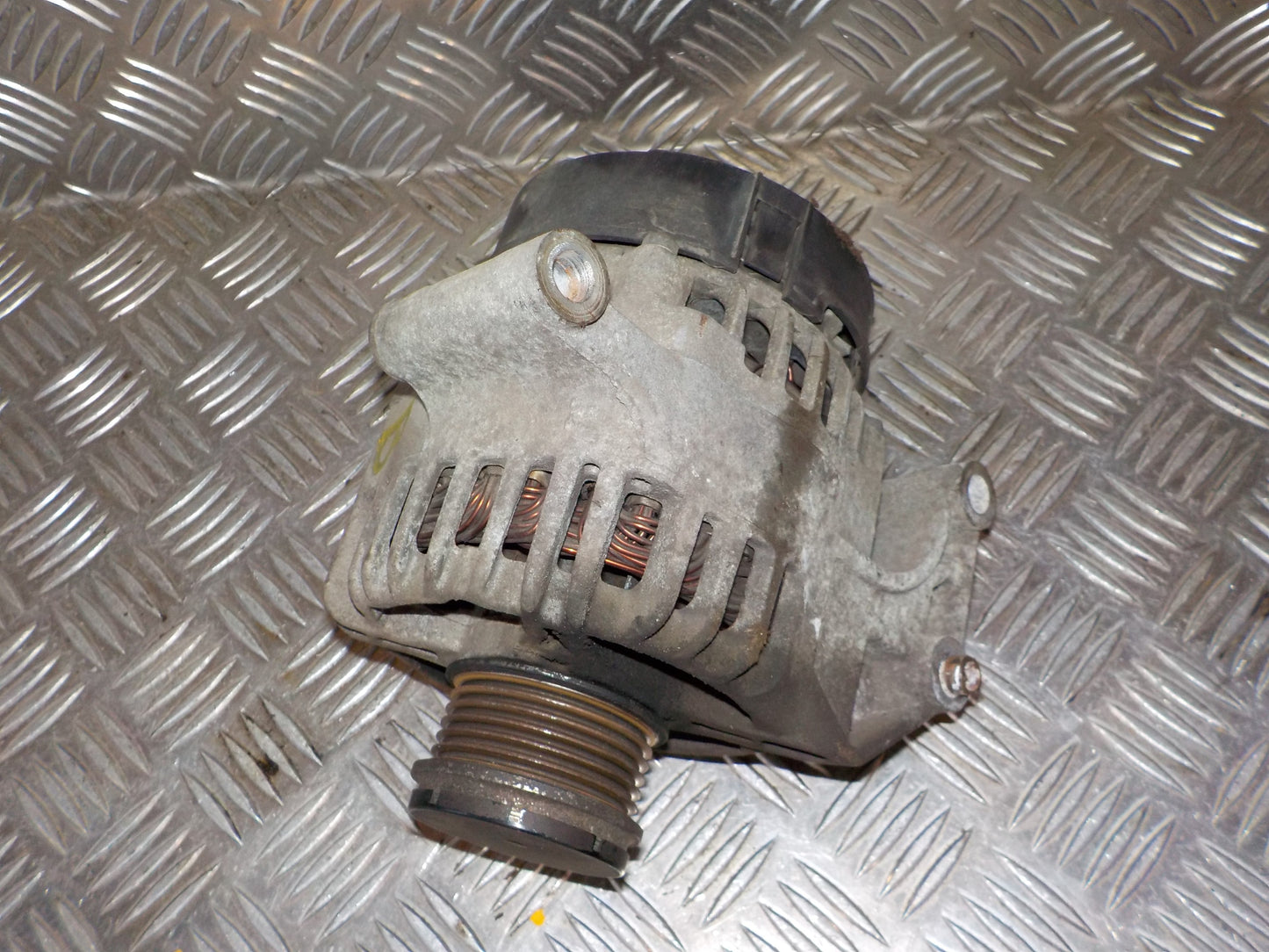 Fiat Doblo Generator Med OEM Nr. 52003511 Fra Fiat Ophugger