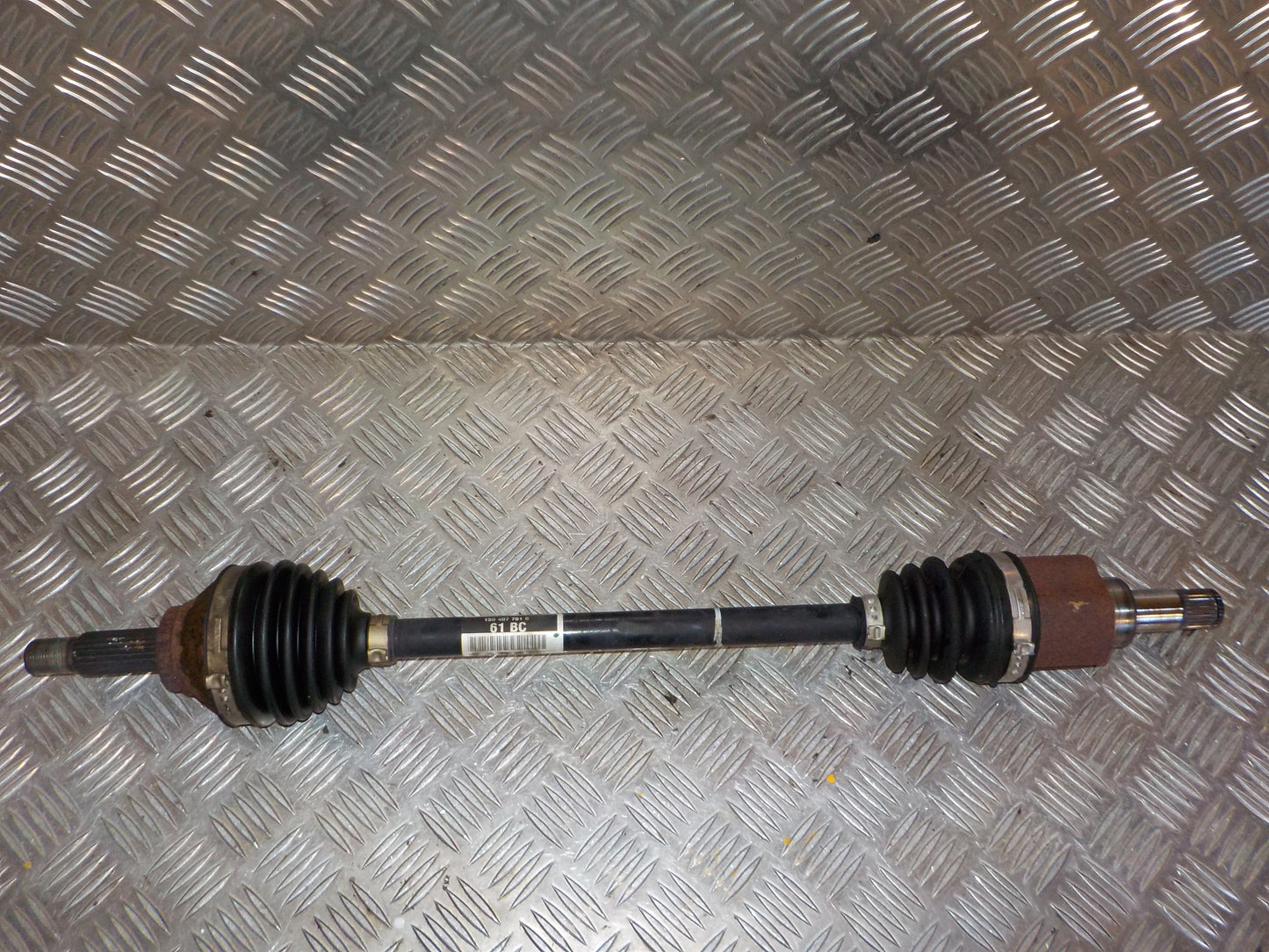VW UP Trækaksel For V Med OEM Nr. 1S0407761H Fra VW Ophugger