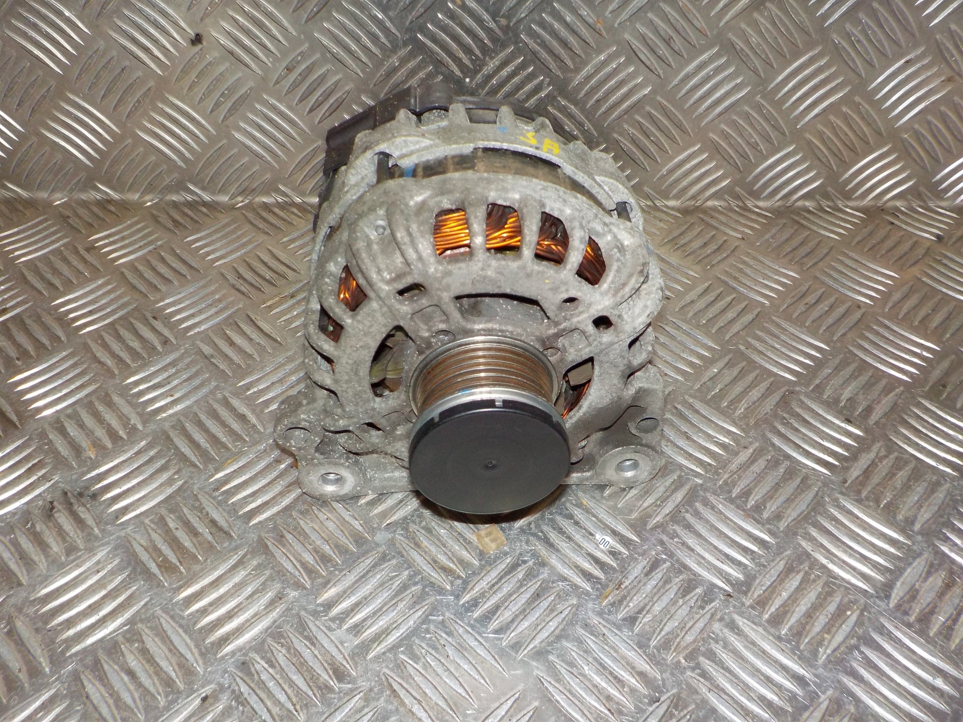 Seat Mii Generator Med OEM Nr. 04C903023JX Fra Seat Ophugger