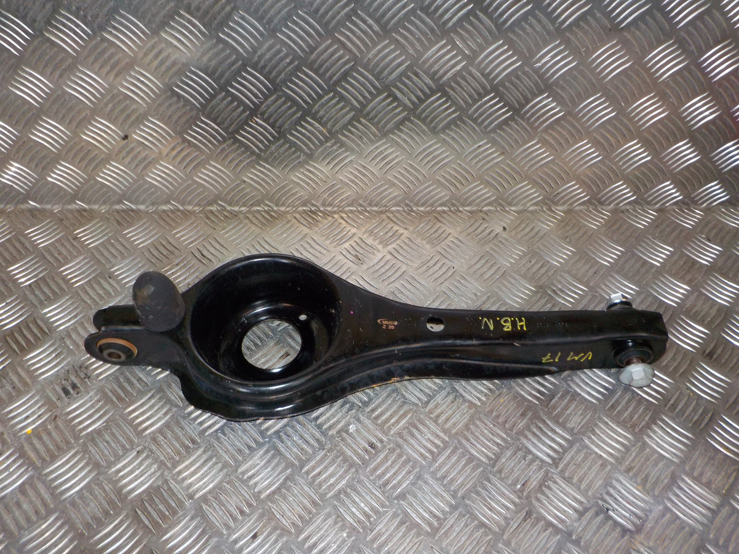 Volvo S40/V50 Bærearm Bag H Med OEM Nr. 31277584 Fra Volvo Ophugger