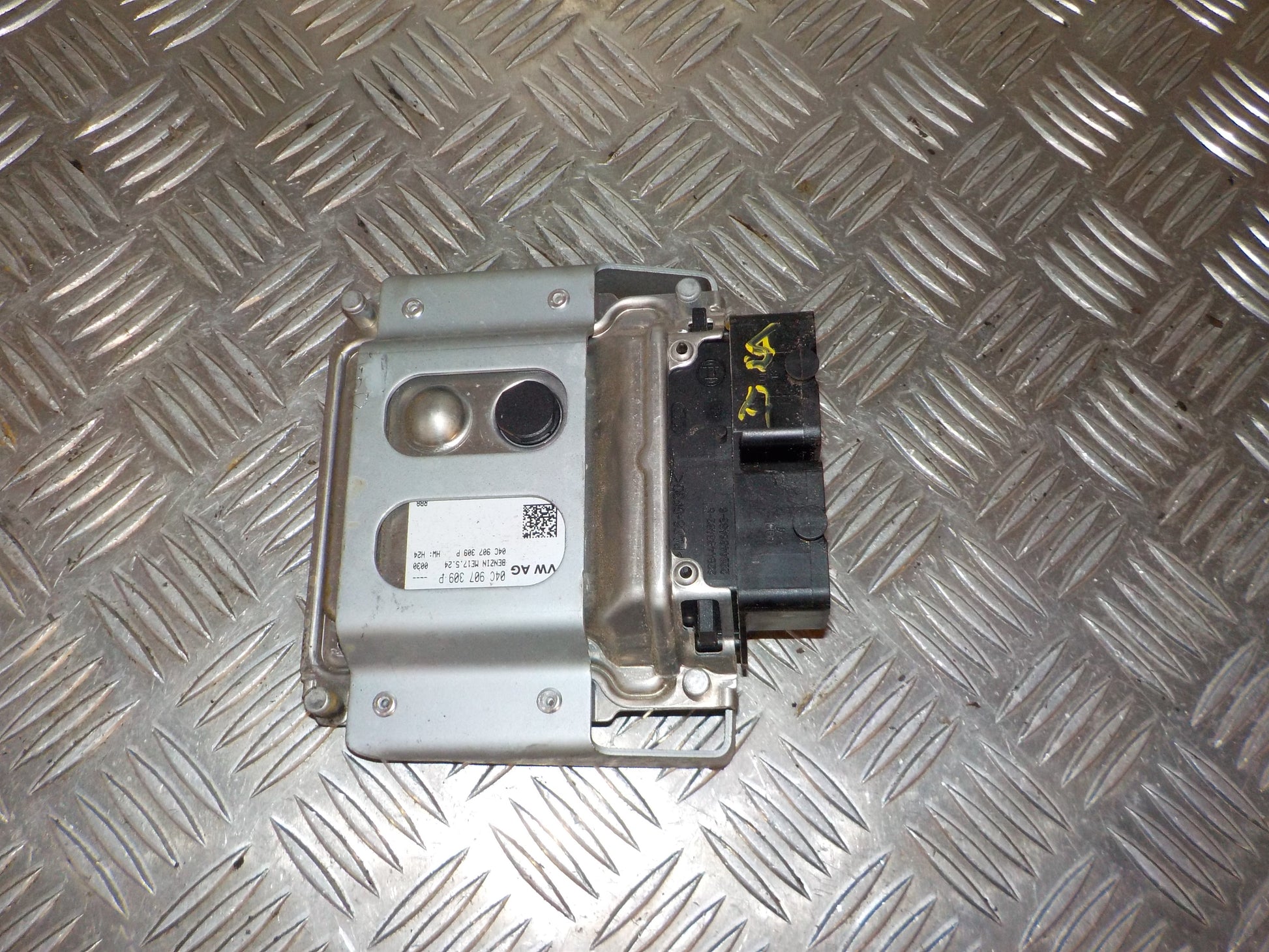 Skoda Citigo Motorstyring - Motorstyreboks - Injection Elboks Med OEM Nr. 04C906020CK120 Fra Skoda Ophugger