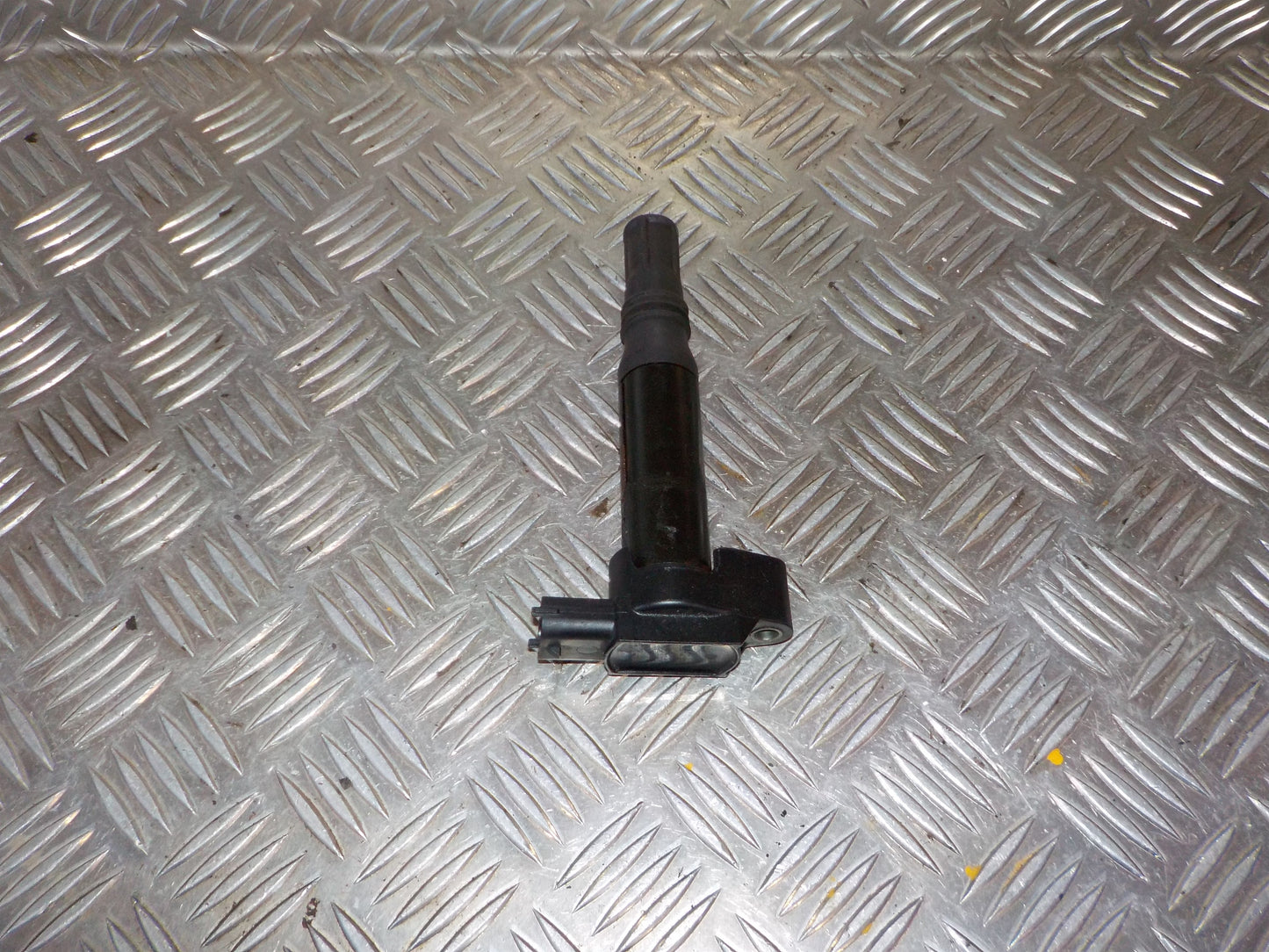 Peugeot 208 Tændspole El Med OEM Nr. 9671214580 Fra Peugeot Ophugger