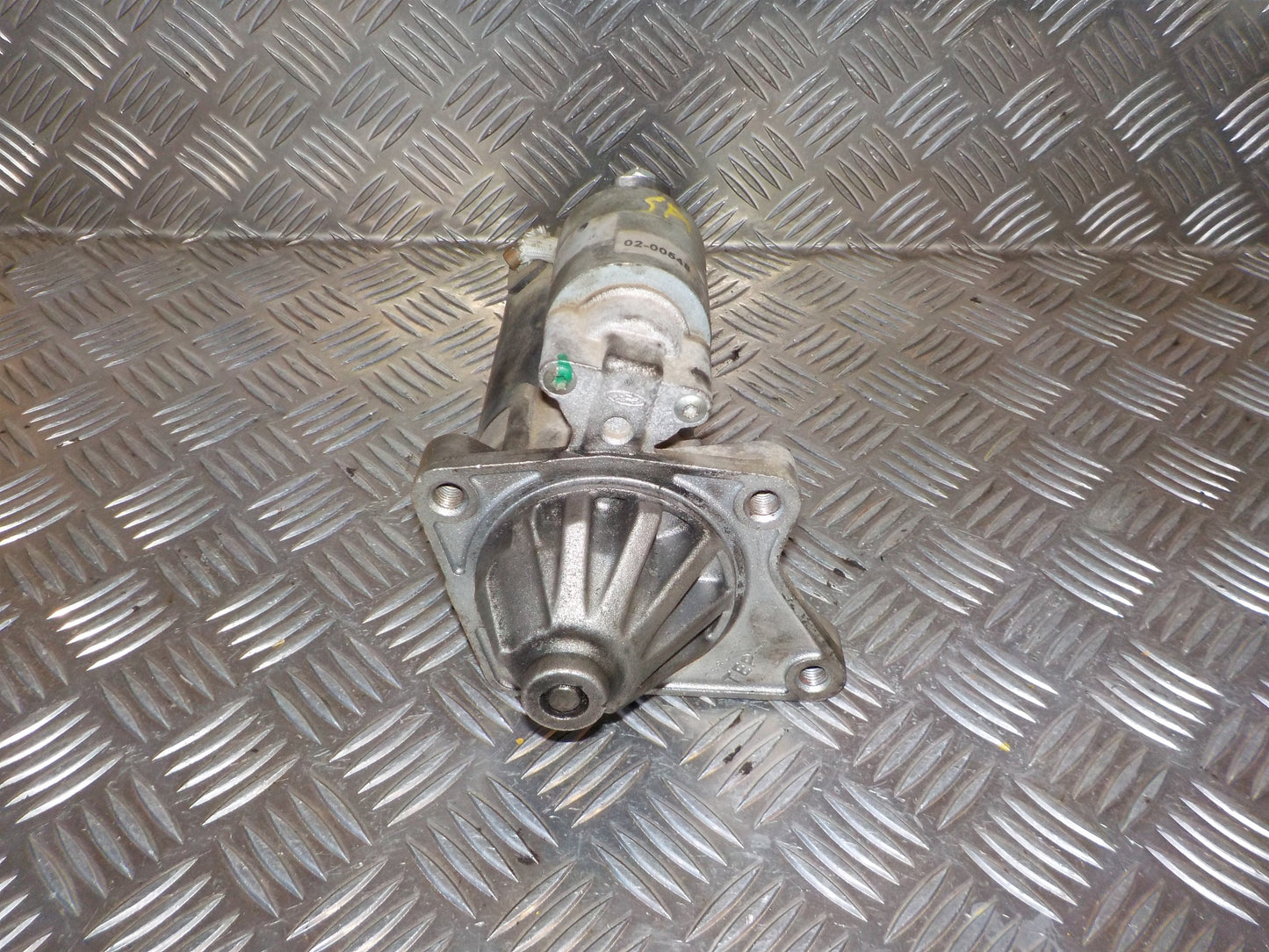 Mazda Pickup B Starter Med OEM Nr. 0200548 Fra Mazda Ophugger