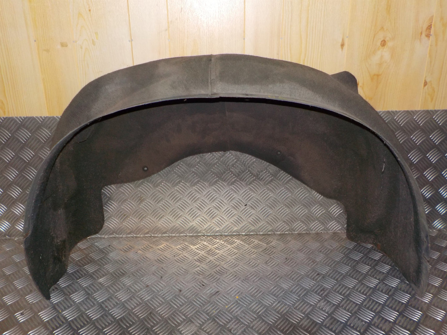 BMW X6 E71 Inderskærm Med OEM Nr. 51717248212 Fra BMW Ophugger