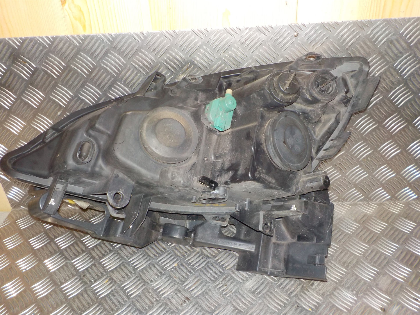 Renault Megane Scenic 2 Forlygte Med OEM Nr. 260105359R Fra Renault Ophugger