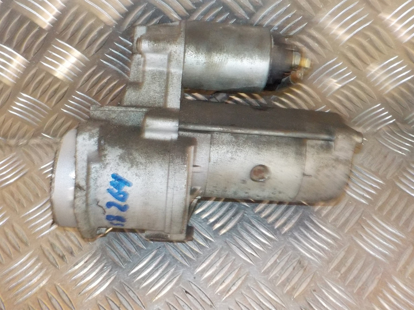 Kia Sorento Starter Med OEM Nr. 361004A000 Fra Kia Ophugger