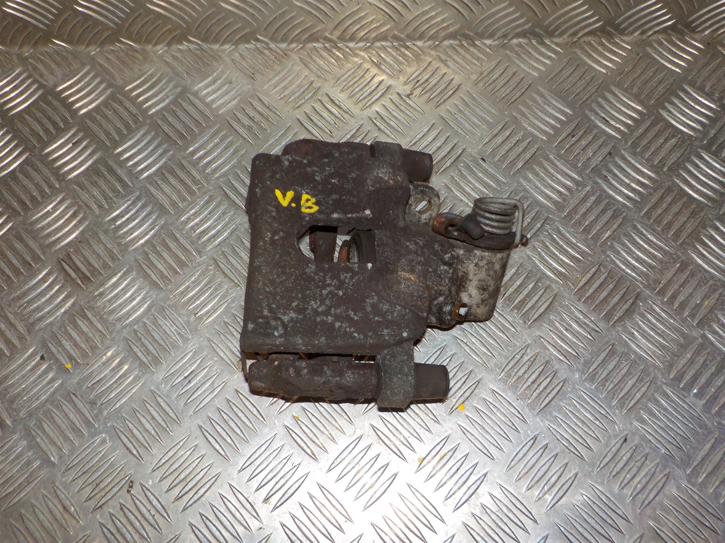 Renault Laguna 3 Bremsekaliber VB Med OEM Nr. 440110006R Fra Renault Ophugger