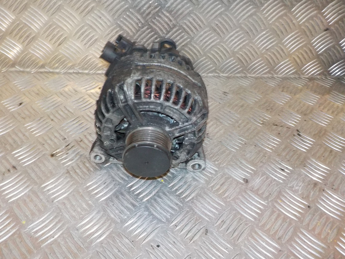 Citroen C4 Picasso Generator Med OEM Nr. 5702C2 Fra Citroen Ophugger