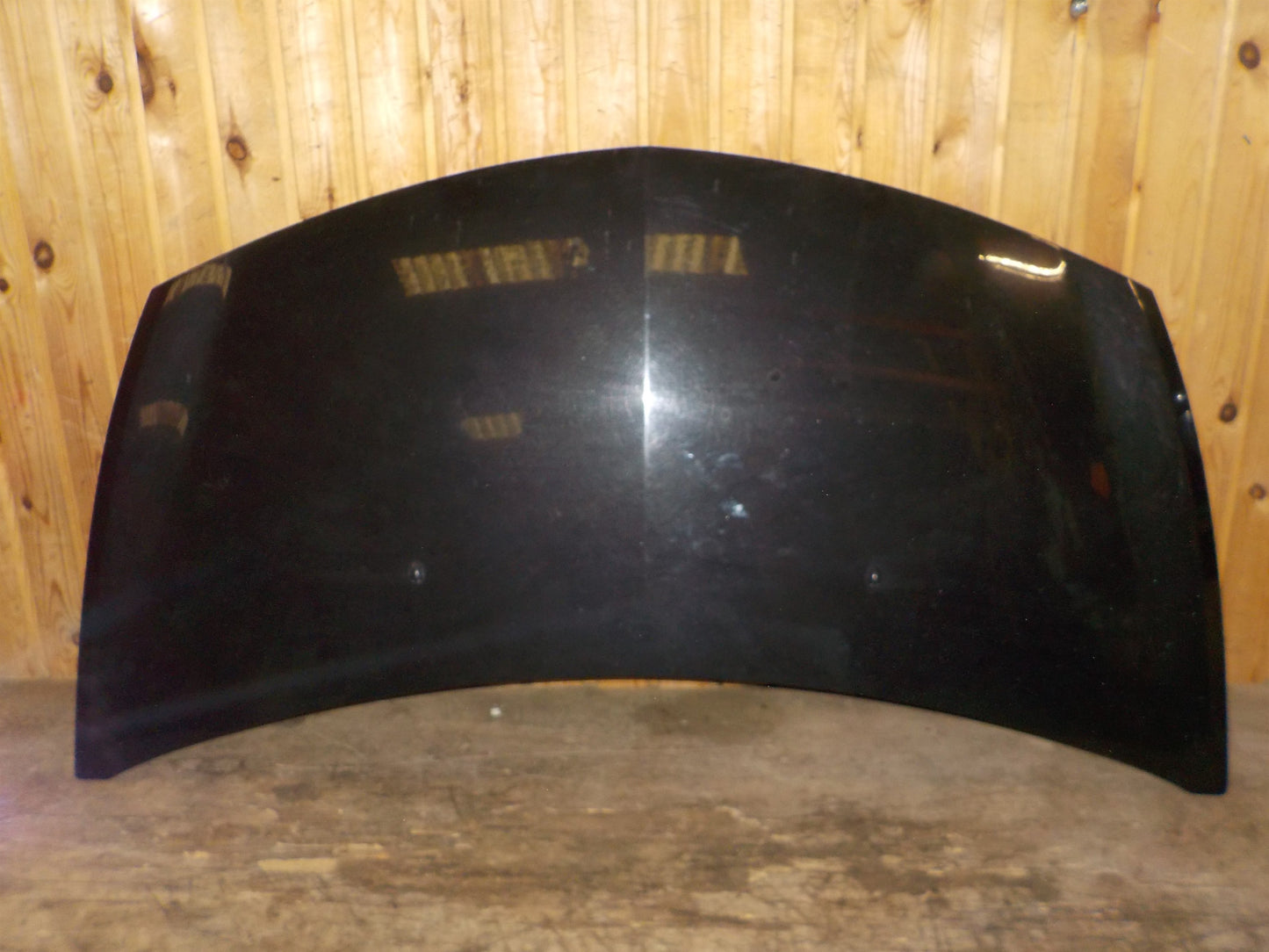 Renault Clio 3 Fronthjelm Med OEM Nr. 7751479109 Fra Renault Ophugger