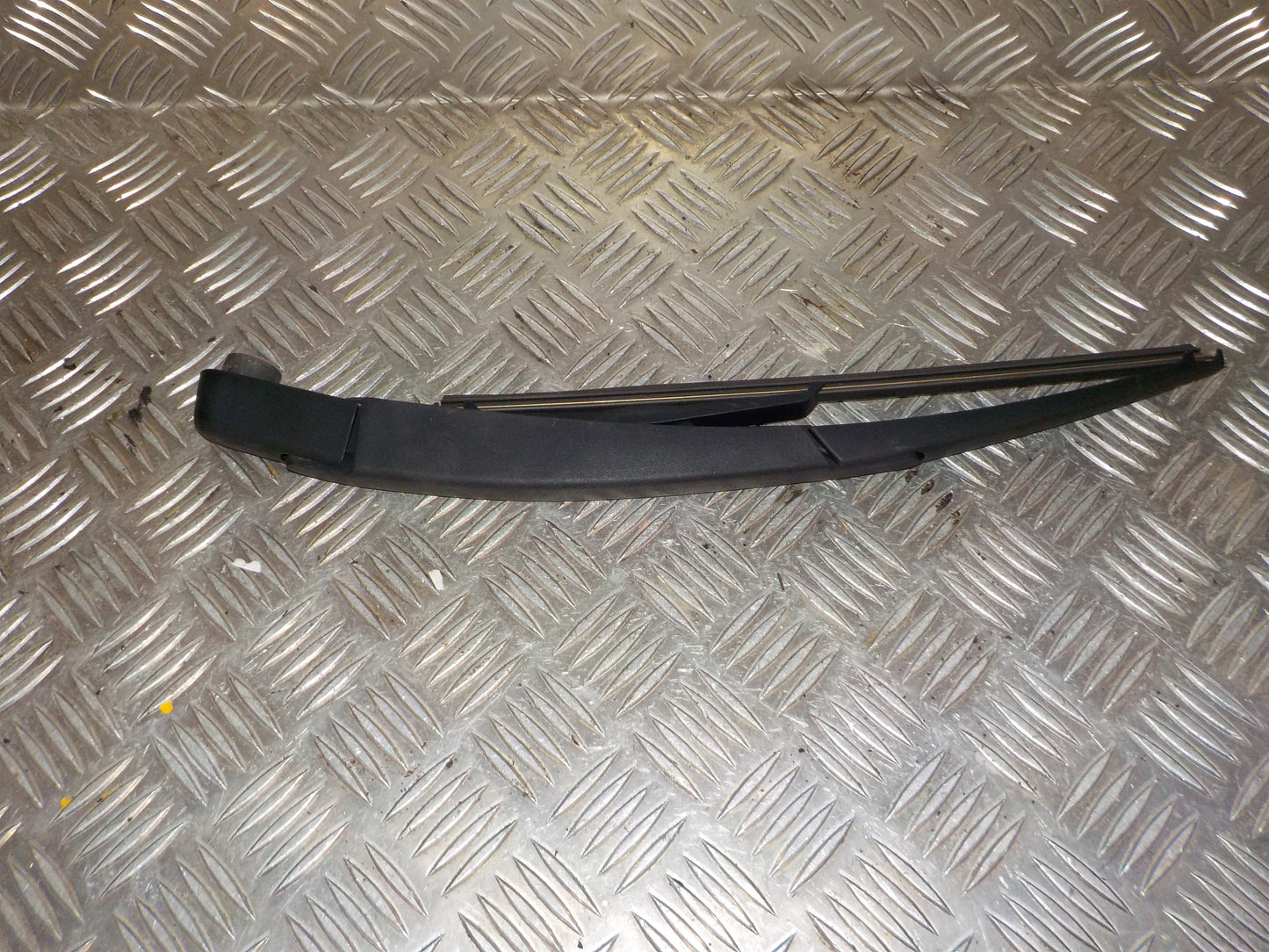 Renault Clio 3 Viskerarm Med OEM Nr. Ophugger Fra Renault Ophugger