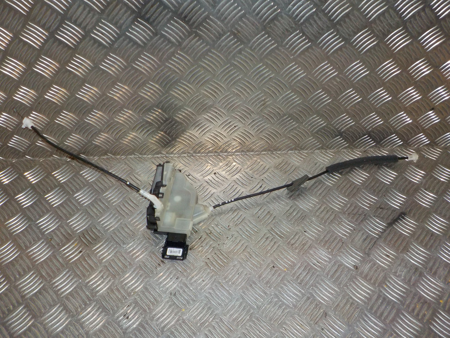 Citroen C3 II Dørlås Med OEM Nr. 5016A146314 Fra Citroen Ophugger