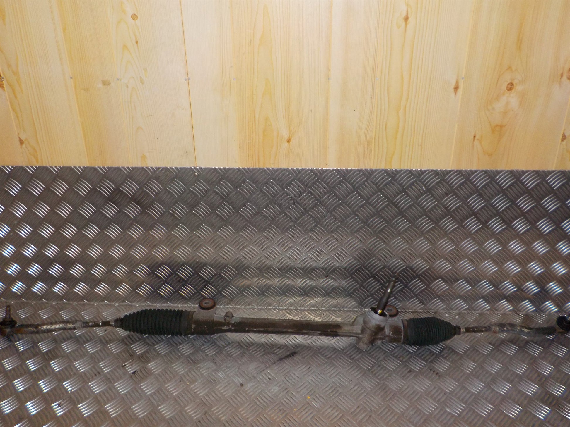 Toyota Yaris Tandstang Med OEM Nr. 455000D110 Fra Toyota Ophugger