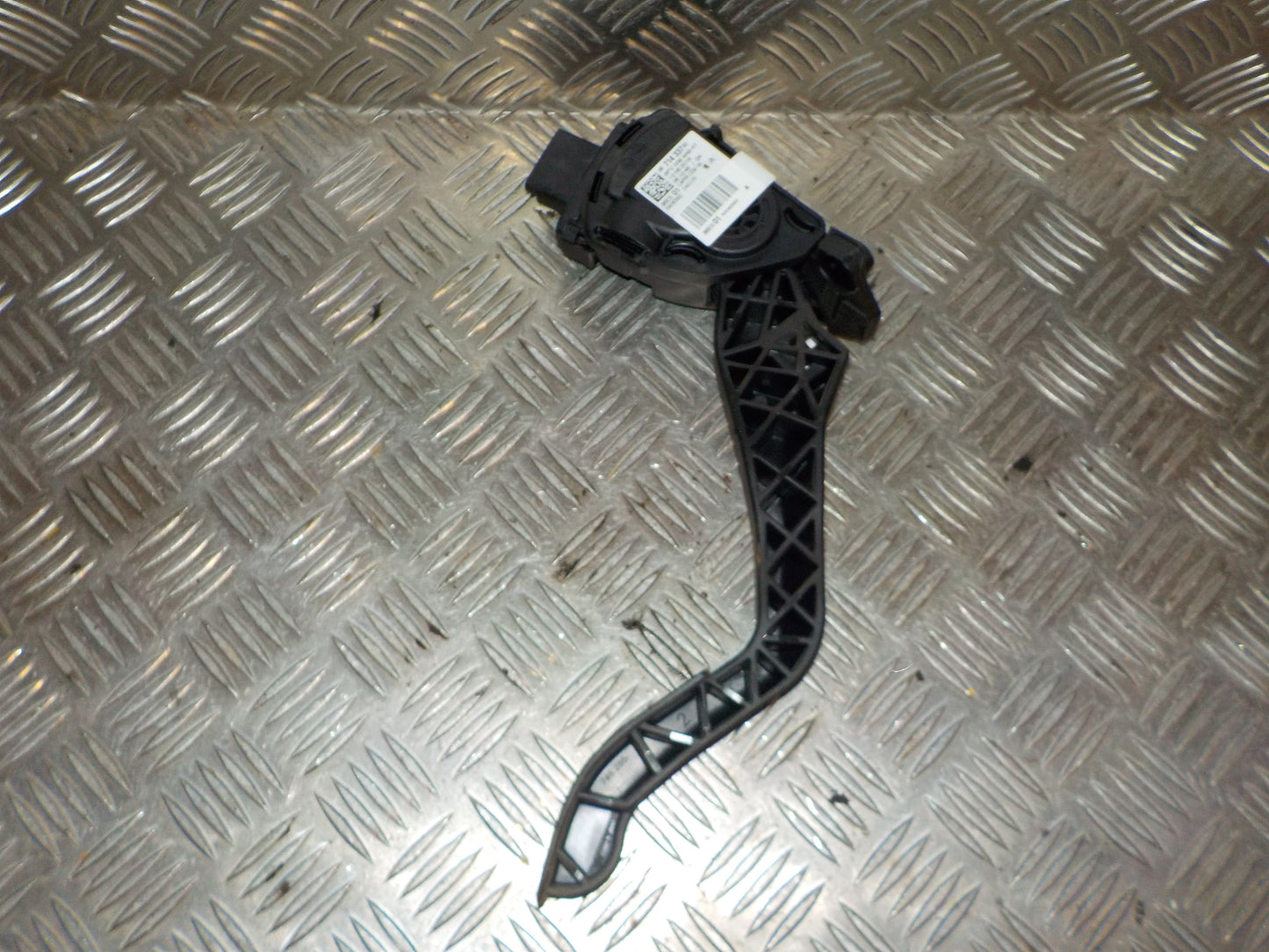 Peugeot 208 Speederpedal Med OEM Nr. 9671433780 Fra Peugeot Ophugger