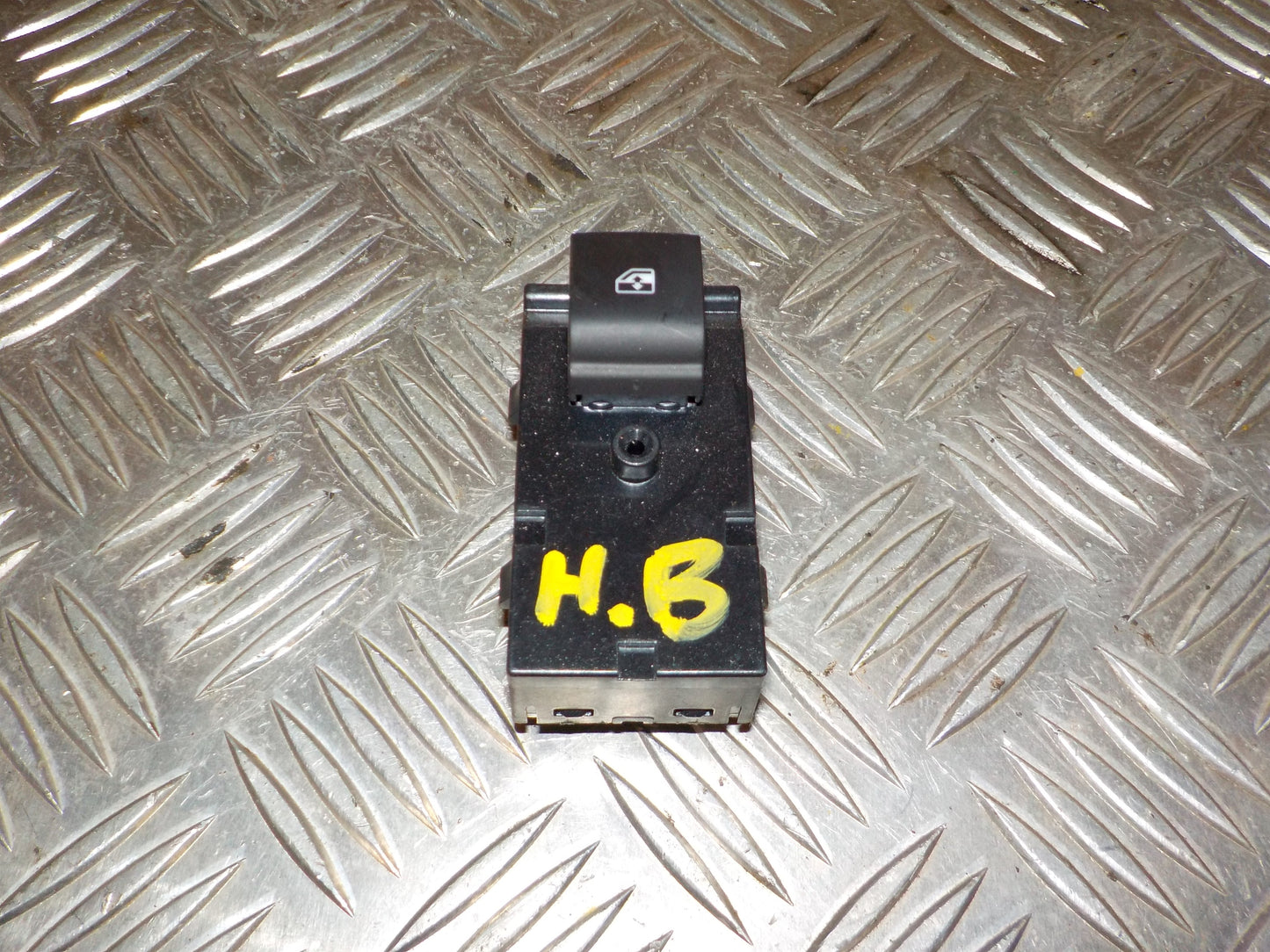 Opel Astra K Kontakt Rudehejs Med OEM Nr. 13408452 Fra Opel Ophugger