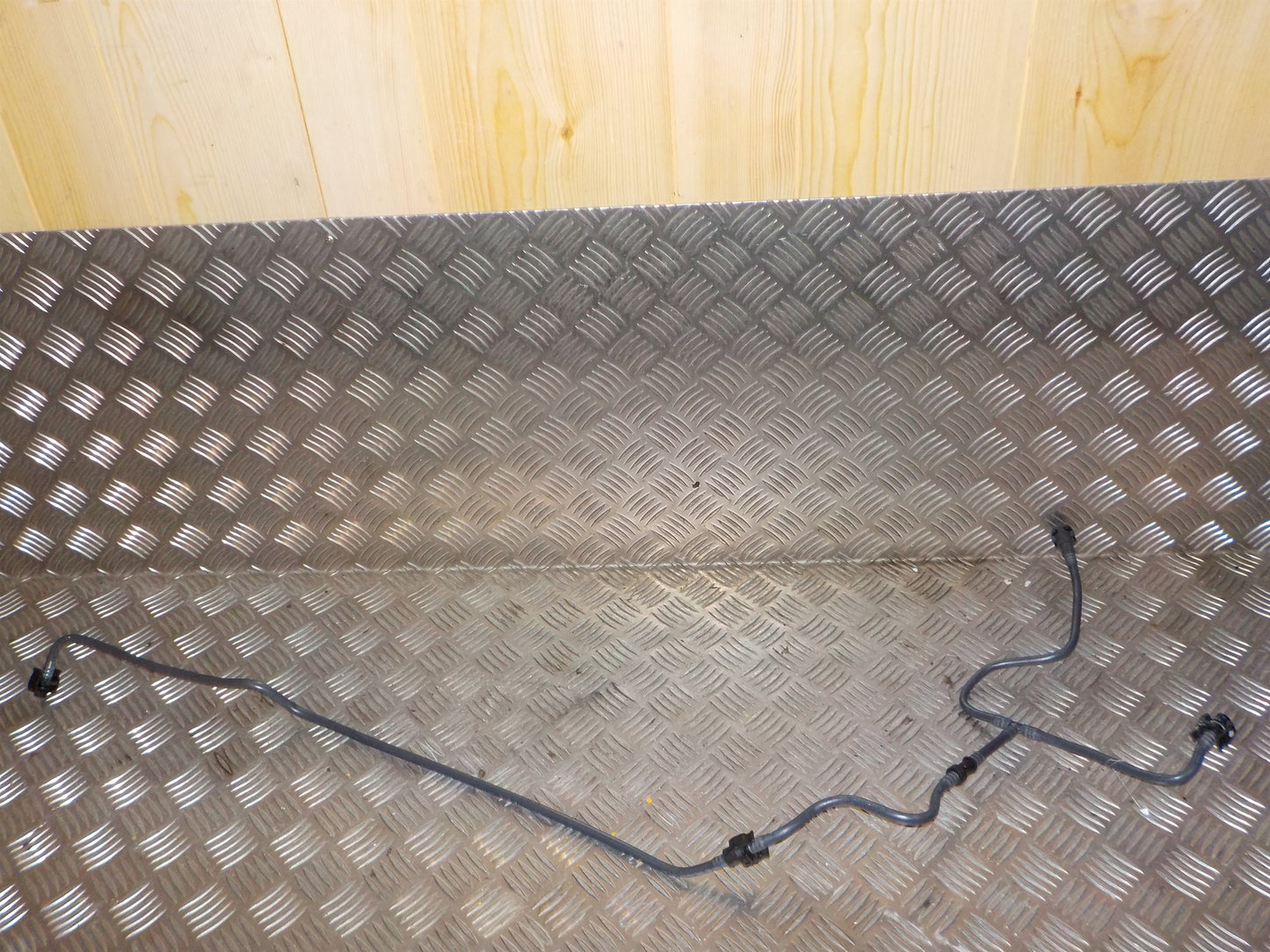 Opel Astra K Vacuum Ventil Med OEM Nr. 39217483 Fra Opel Ophugger