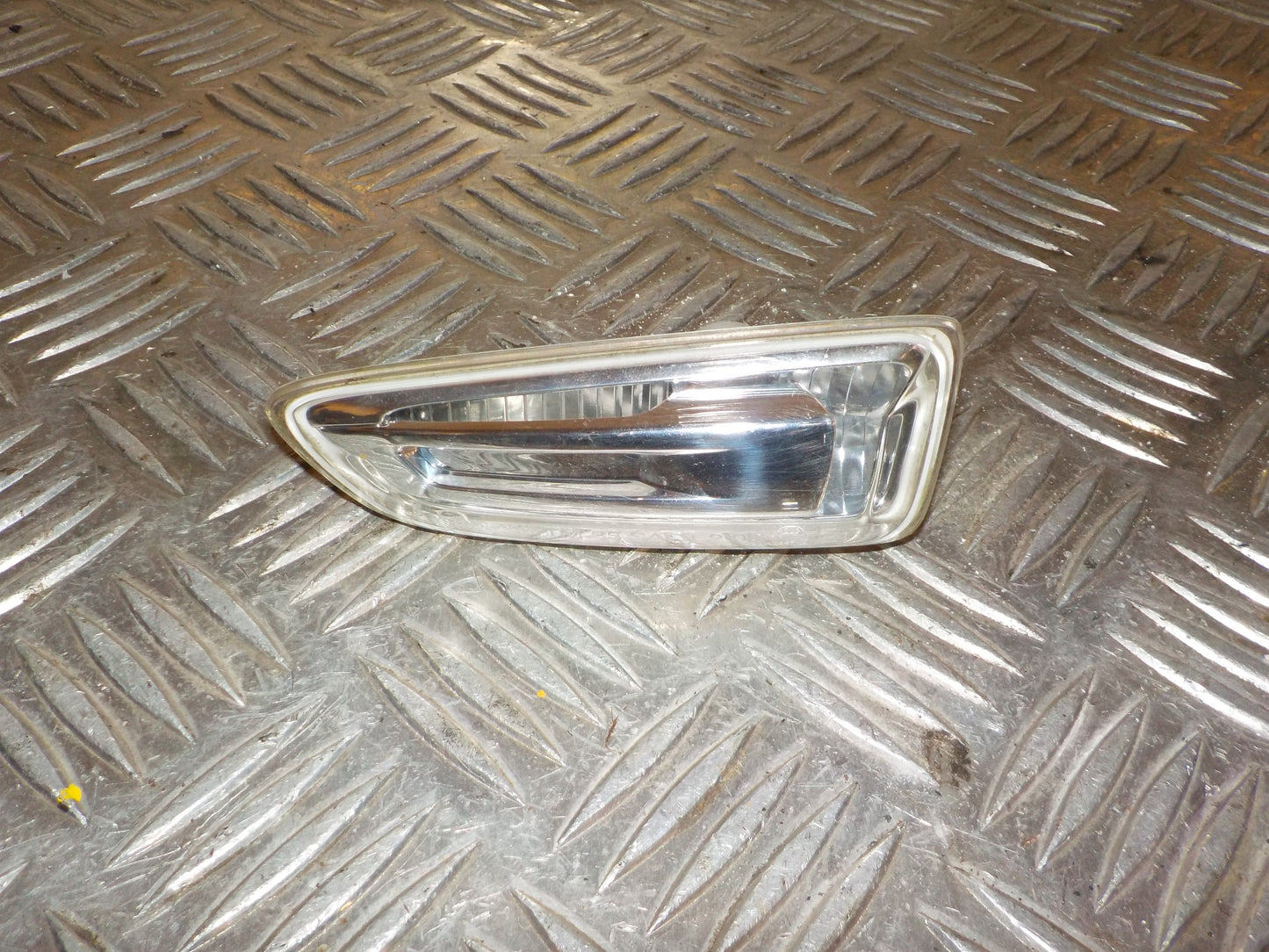 Opel Astra K Blinklygte Skærm Med OEM Nr. 13491038 Fra Opel Ophugger