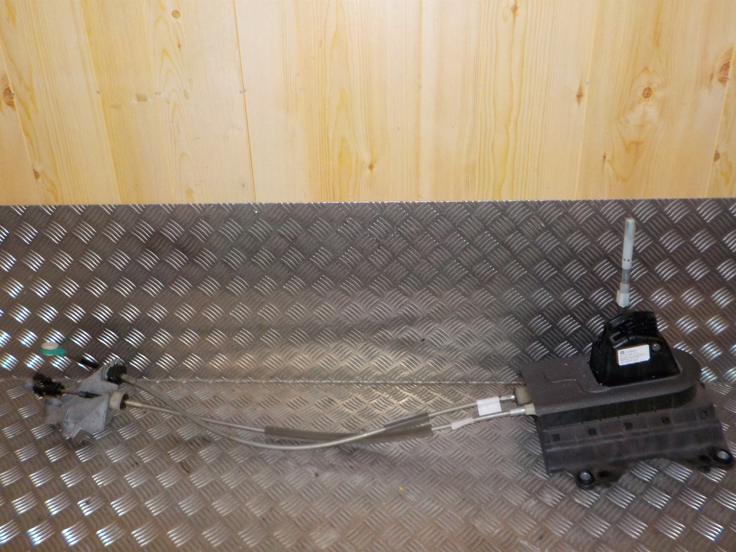 Opel Corsa E Gearskifte Med OEM Nr. 55496803 Fra Opel Ophugger