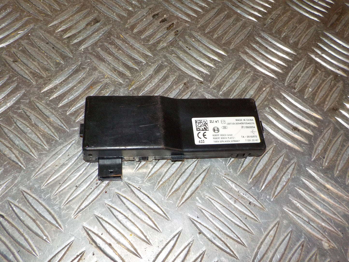 Opel Corsa E Relæ Diverse Med OEM Nr. 13503204 Fra Opel Ophugger