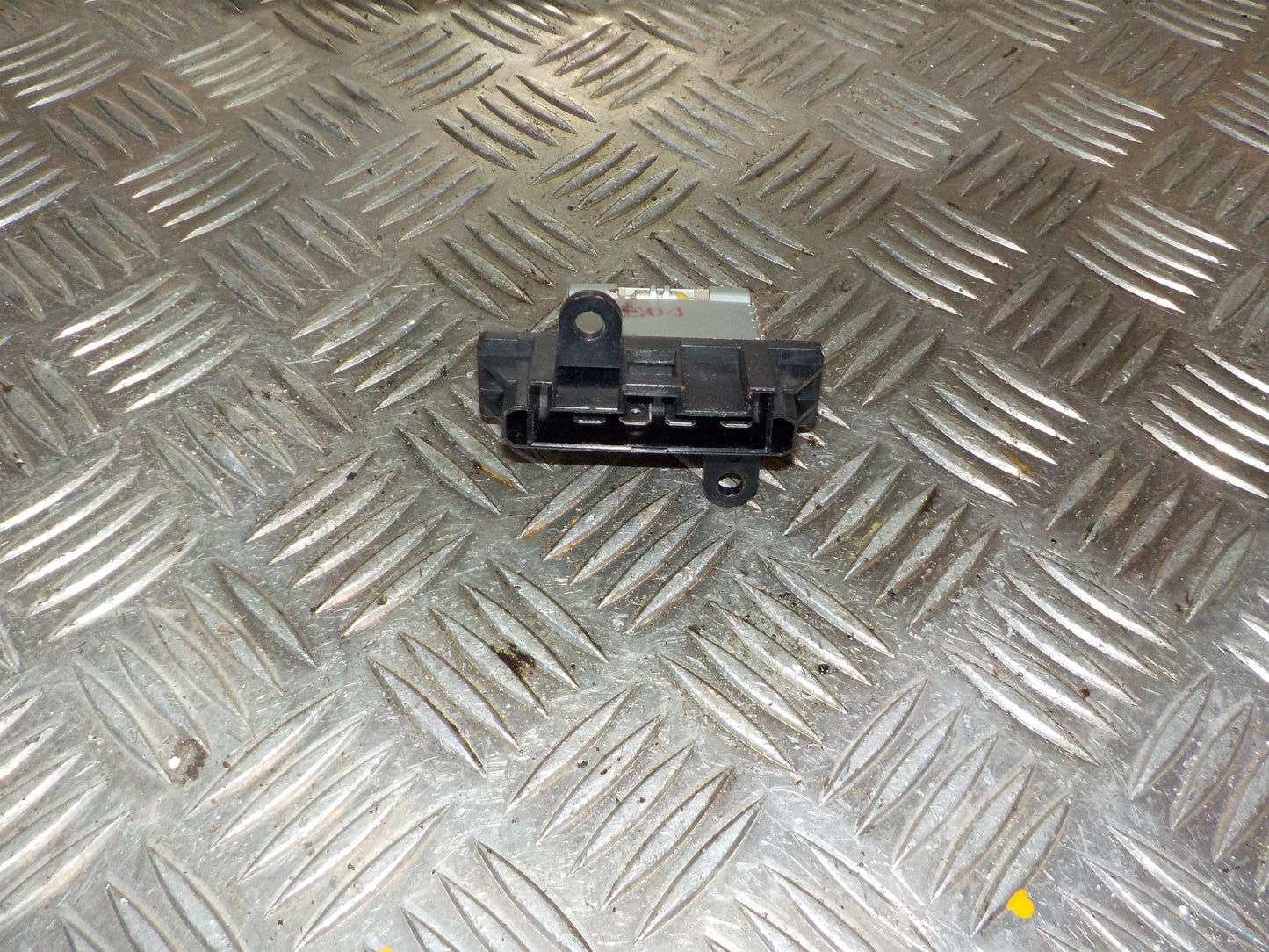 Opel Karl Varmemodstand Med OEM Nr. 95369798 Fra Opel Ophugger