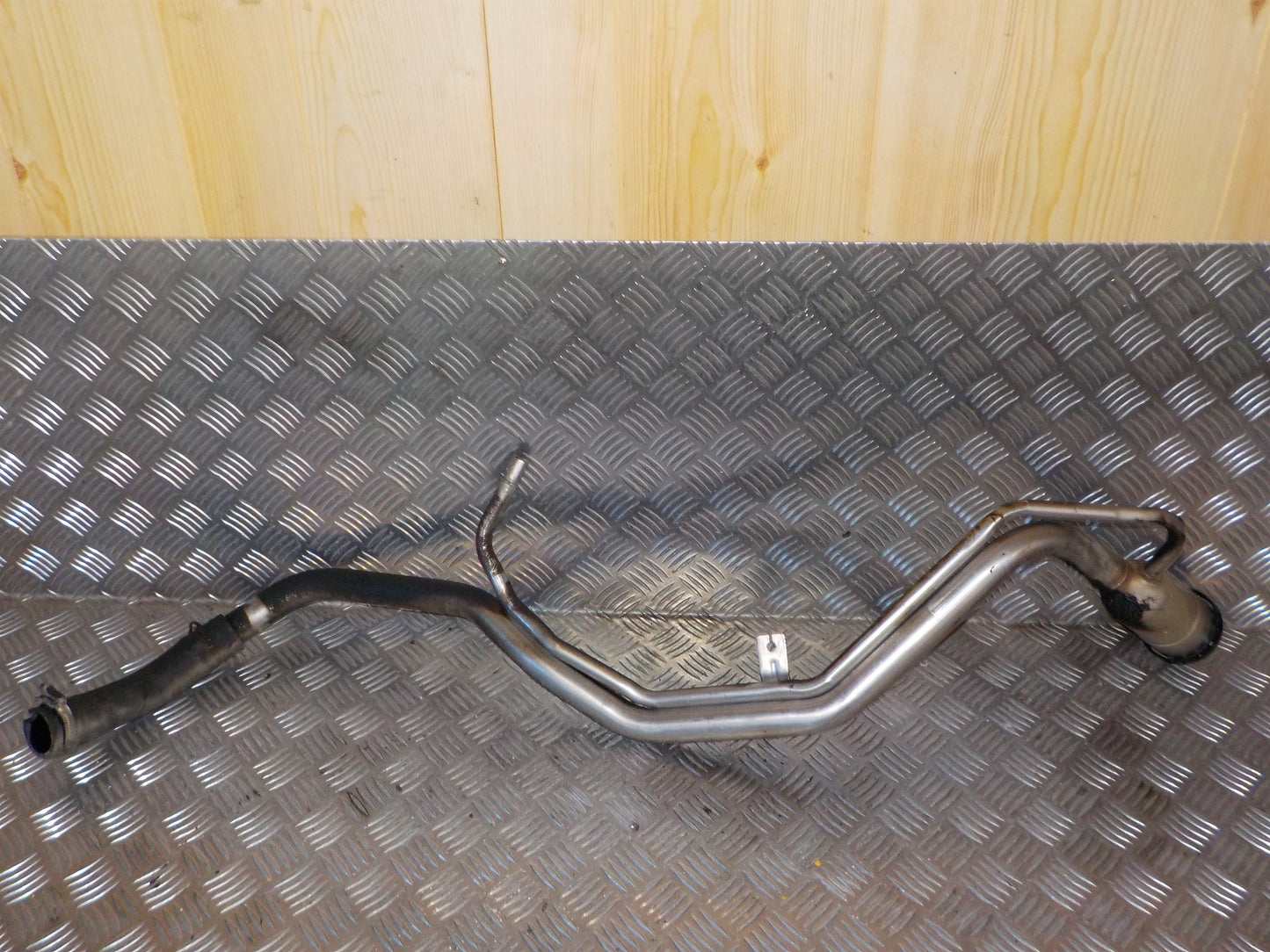 Ford S‑Max 2 Tankrør Med OEM Nr. 2503695 Fra Ford Ophugger