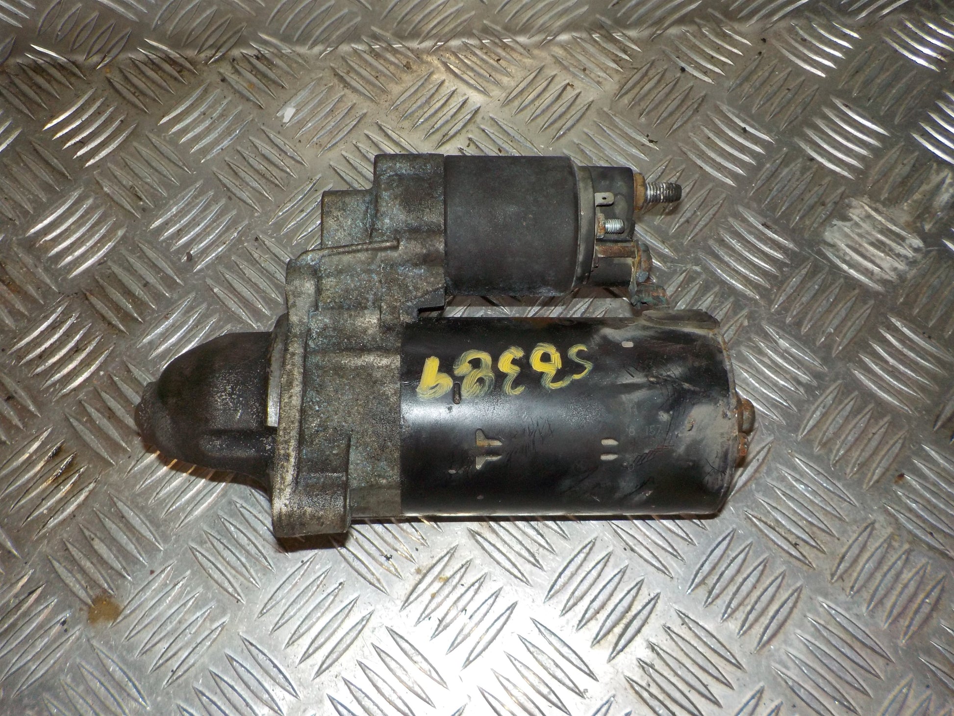 BMW 3-Serie E46 Starter Med OEM Nr. 0001108157 Fra BMW Ophugger