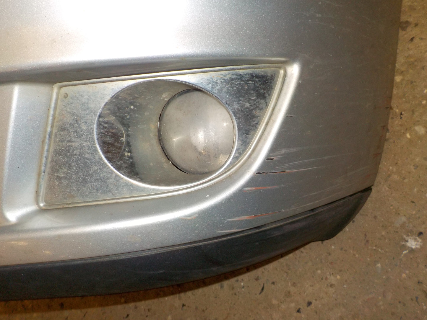 Ford Galaxy Forkofanger Med OEM Nr. 1324223 Fra Ford Ophugger