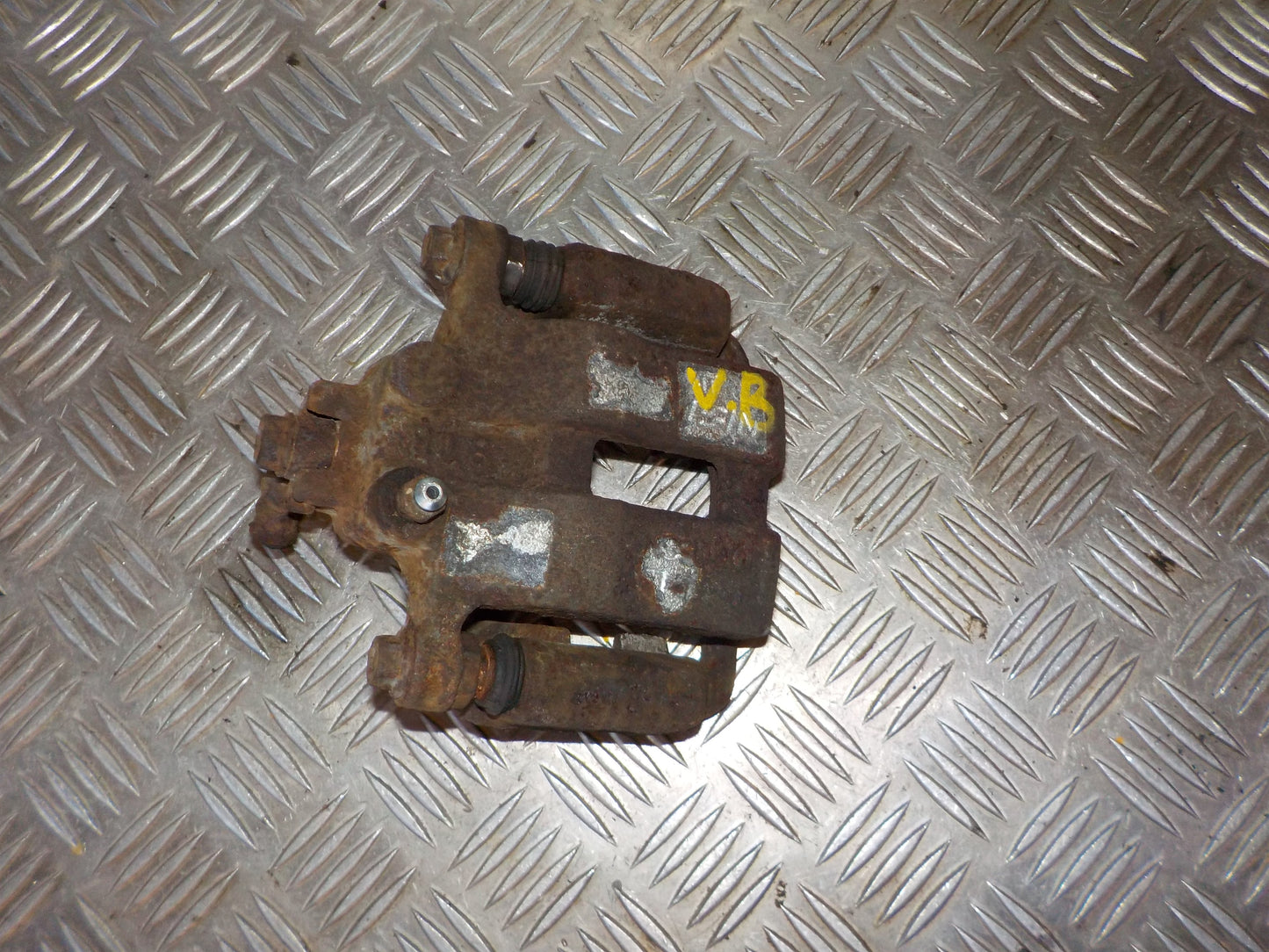 Honda Fr-V Bremsekaliber Vb Med OEM Nr. 43019S7A000 Fra Honda Ophugger