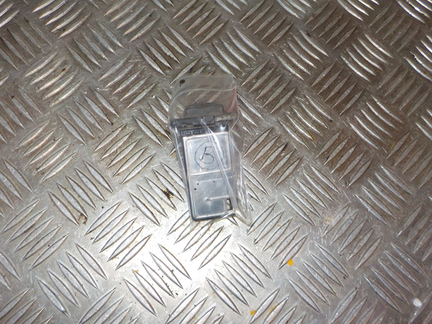 Honda Fr-V Luftmængdemåler Med OEM Nr. AFH70M62 Fra Honda Ophugger