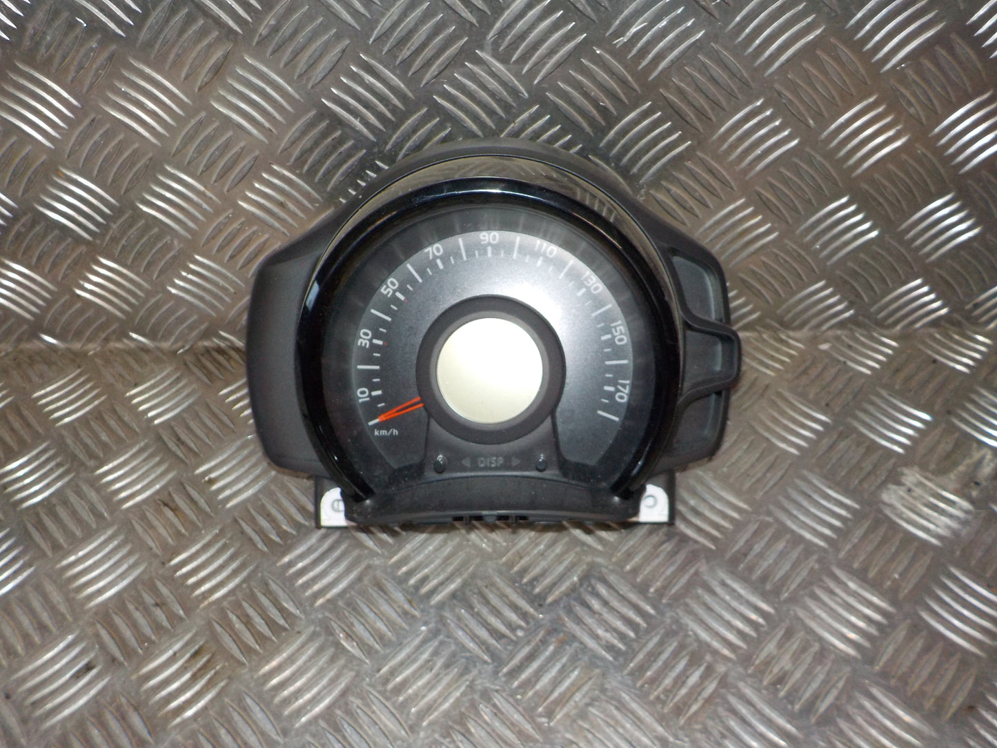 Citroen C1 Speedometer - Instrument Med OEM Nr. 769167320U Fra Citroen Ophugger