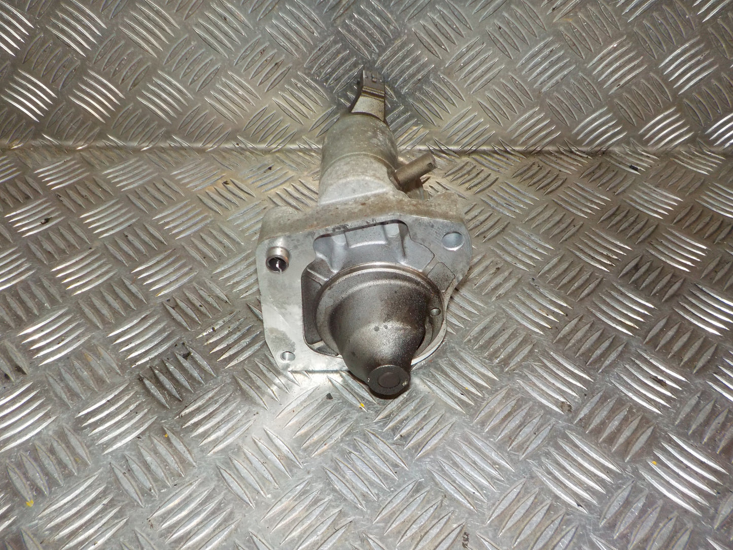 Citroen C1 Starter Med OEM Nr. 9671530880 Fra Citroen Ophugger