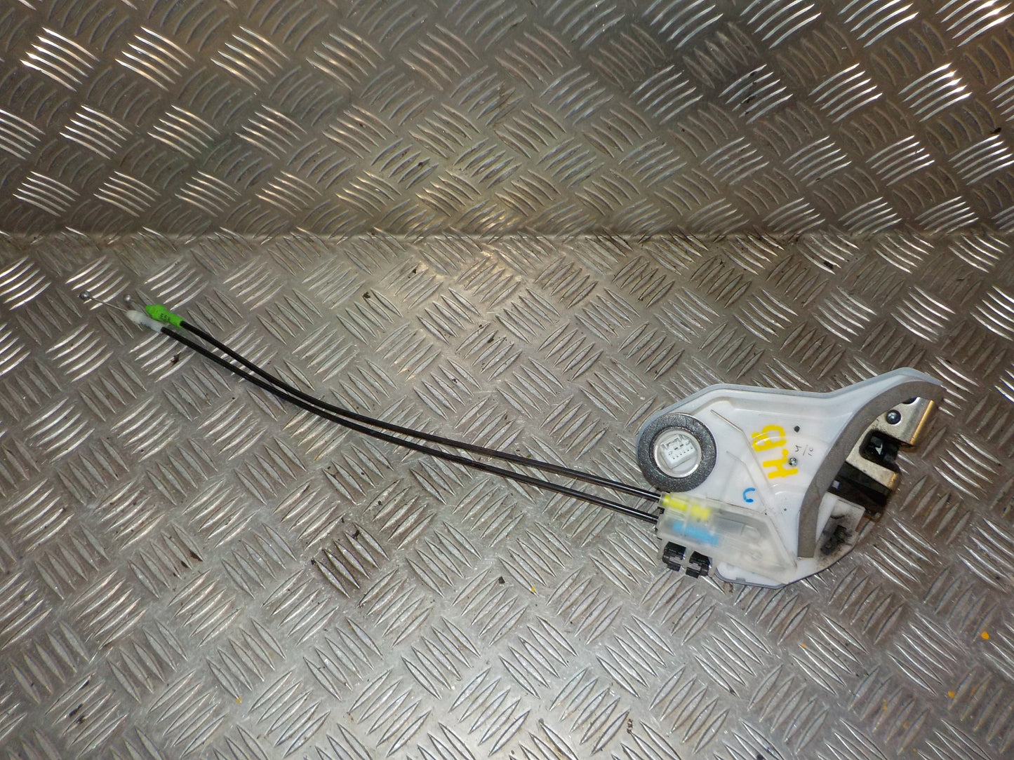Citroen C1 Dørlås Med OEM Nr. B000950680 Fra Citroen Ophugger