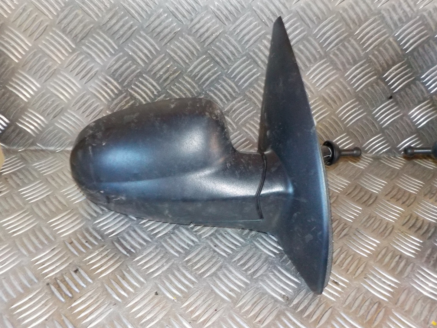 Chevrolet Kalos Sidespejl Med OEM Nr. Ophugger Fra Chevrolet Ophugger